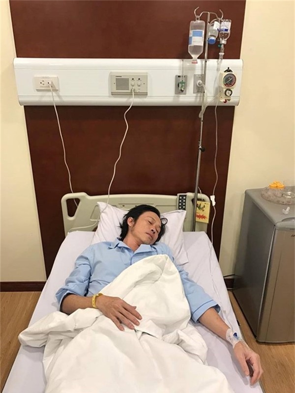 Hoài Linh lúc mê lúc tỉnh khi nhập viện cấp cứu vì bị ngộ độc thức ăn. - Tin sao Viet - Tin tuc sao Viet - Scandal sao Viet - Tin tuc cua Sao - Tin cua Sao