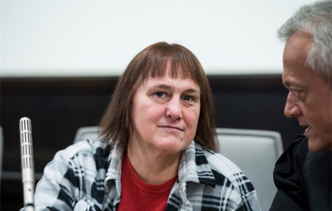 Bên trong ngôi nhà chết chóc, nơi những cô gái cả tin rơi vào bẫy tình của gã đàn ông tàn ác - Ảnh 2.