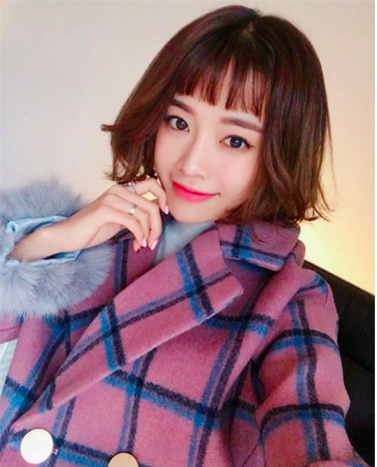 Tết này không sợ đụng hàng với 7 kiểu tóc ngắn dưới đây  - Ảnh 28.