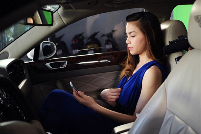 chan dai viet gay "nao loan" pho vi sieu xe hang chuc ty hinh anh 16