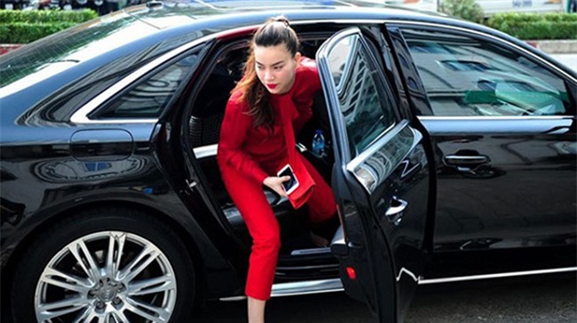 chan dai viet gay "nao loan" pho vi sieu xe hang chuc ty hinh anh 18