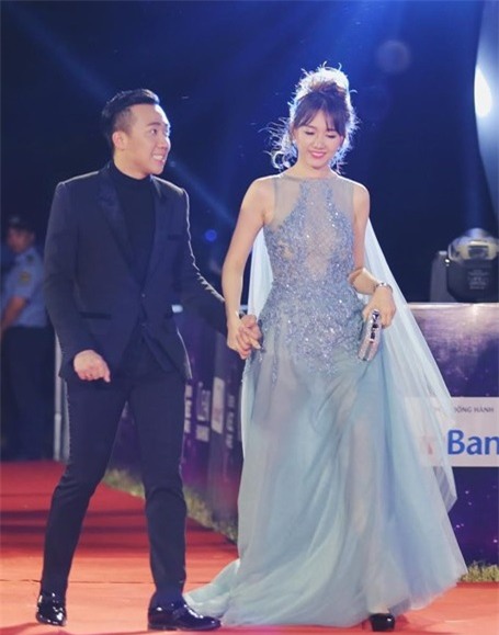 sau khi cuoi tran thanh, hari won chuyen sang phong cach goi cam hinh anh 1