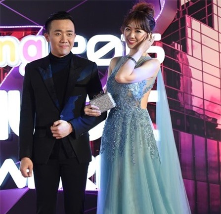 sau khi cuoi tran thanh, hari won chuyen sang phong cach goi cam hinh anh 2