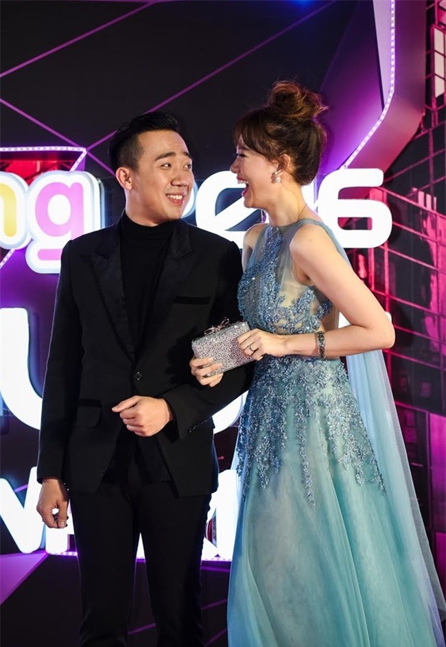 sau khi cuoi tran thanh, hari won chuyen sang phong cach goi cam hinh anh 3