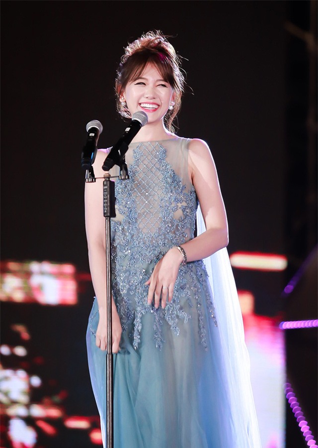 thoi trang sao viet dep: hari won "lot xac" sau khi cuoi tran thanh - 1