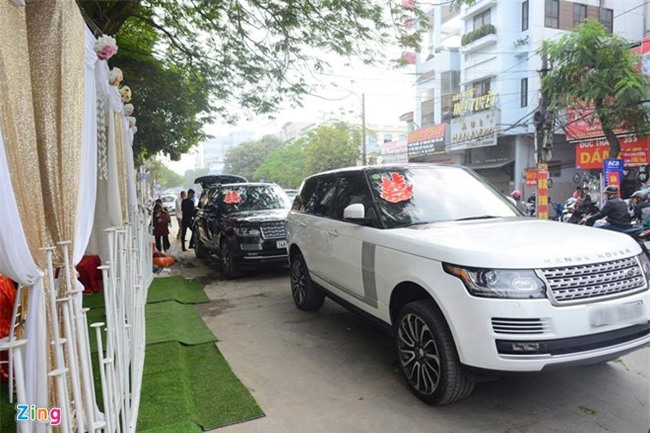 Dai gia tang Rolls-Royce Ghost cho Thu Ngan trong dam hoi hinh anh 1