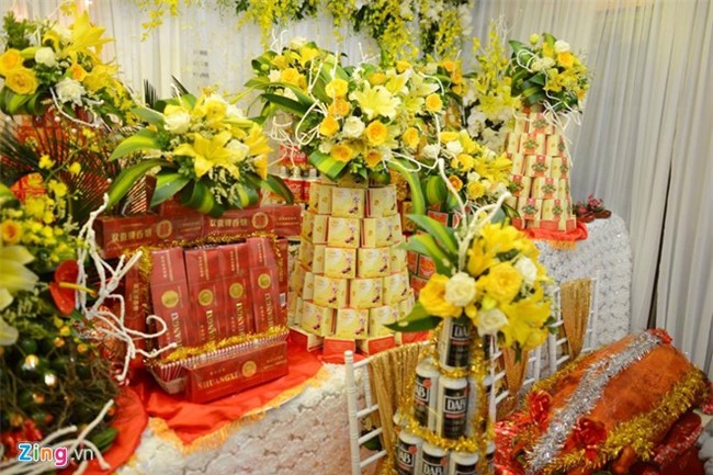 Dai gia tang Rolls-Royce Ghost cho Thu Ngan trong dam hoi hinh anh 7