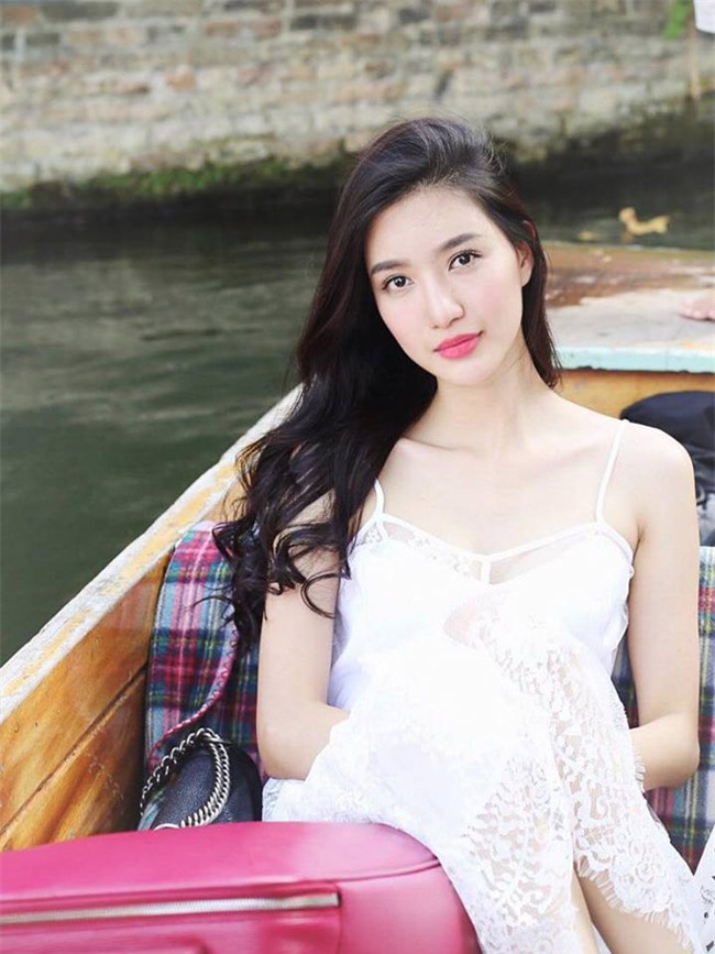 nu mc dep nhu hoa hau giup "sing my song" hut trieu nguoi xem hinh anh 3