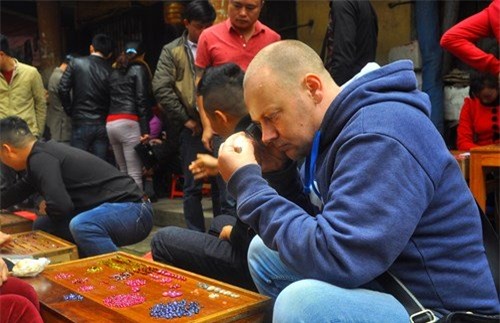 Chợ đá quý lớn nhất miền Bắc náo nhiệt dịp Tết