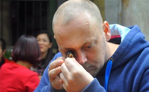 Chợ đá quý lớn nhất miền Bắc náo nhiệt dịp Tết