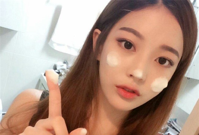 Nếu không áp dụng 6 bước này thì chưa chắc bạn đã tẩy trang sạch - Ảnh 5.