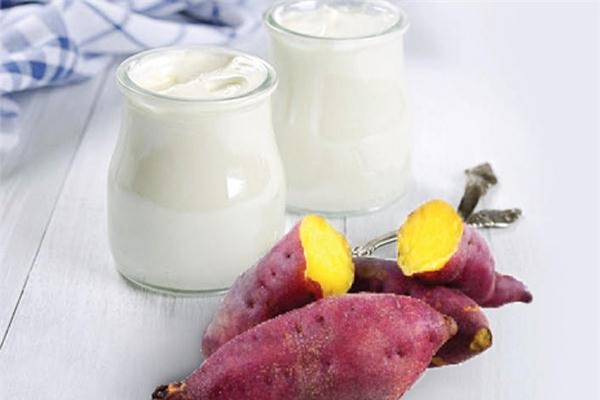 7 cach lam dep tu dau den chan chi voi mot cu khoai lang