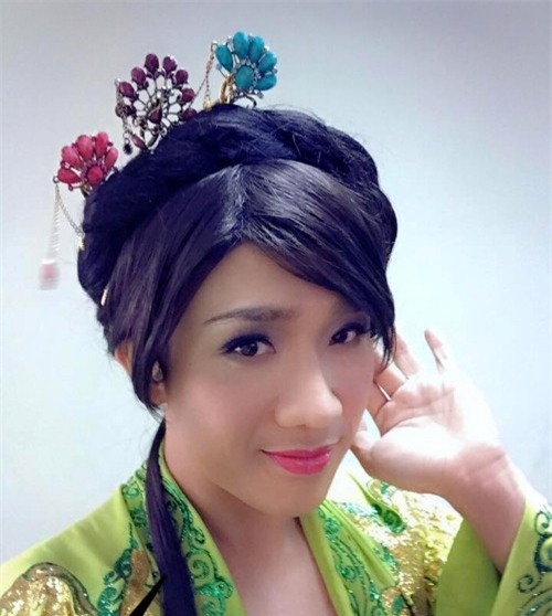 Không ít người lầm tưởng đây thực sự là một cô gái. Khi nhận ra người thực sự là Trấn Thành thì họ mới tá hỏa bởi sự xinh đẹp quá mức của anh.