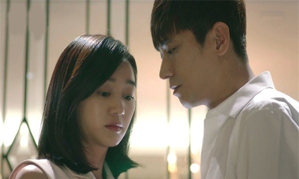 biet anh cap voi phu nu bo chong nhung vi dieu nay toi van im coi nhu khong - 2