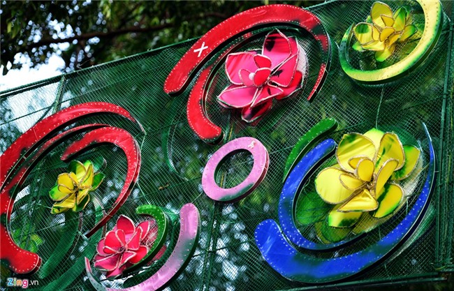 Doan duong 500 m trang tri loe loet o Sai Gon hinh anh 5