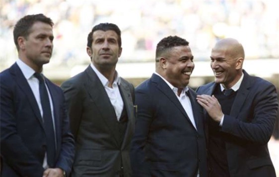 Người ngoài hành tinh Ronaldo sốc vì bị đồng đội cũ chê... béo - Ảnh 1.