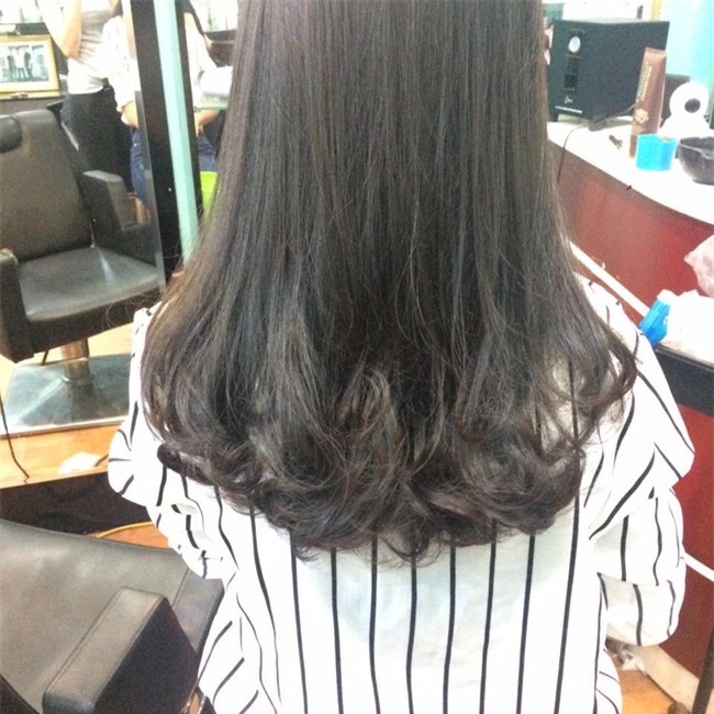 Tốn gần 2 triệu làm tóc xoăn ăn Tết, cô gái đau đớn nhận được quả đầu xù như... râu ngô - Ảnh 6.