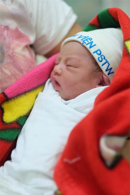 day la anh con gai hong que khi moi sinh ma co giau suot thoi gian qua - 4