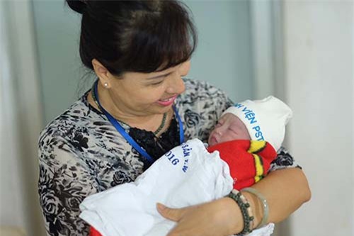 day la anh con gai hong que khi moi sinh ma co giau suot thoi gian qua - 6