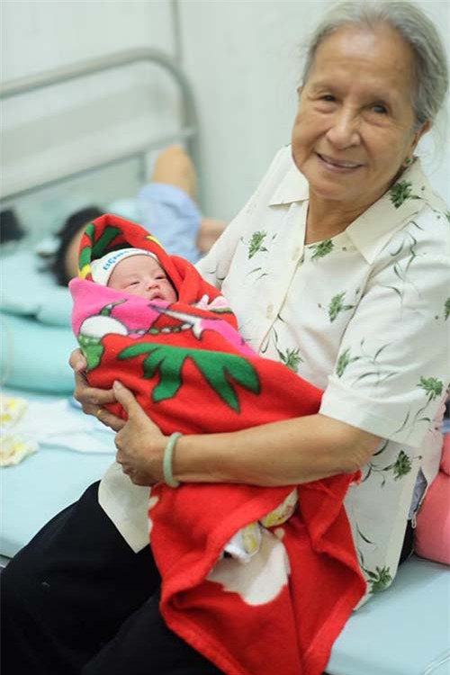 day la anh con gai hong que khi moi sinh ma co giau suot thoi gian qua - 9