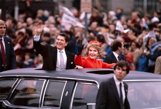 Chuyen di cuoi cua cac cuu tong thong My tren Air Force One hinh anh 2