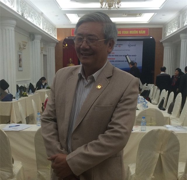 Thịt gà ướp lạnh 40 năm vô tư về Việt Nam