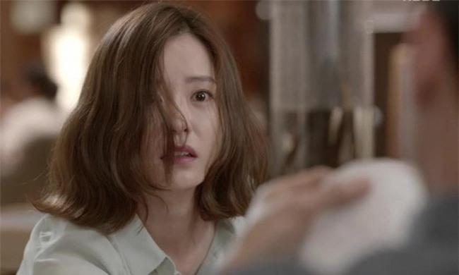 Hot girl thông minh bày mưu tính kế mồi chài đại gia ai ngờ bị gã cáo già dập cho tơi tả - Ảnh 2.