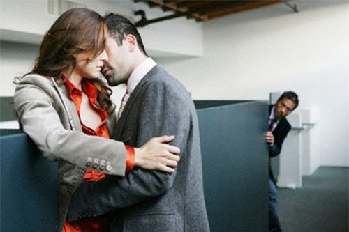 1001 kieu nghi trua "kho do" cua dan van phong - 6