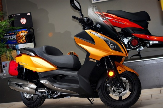 Lên đời tay ga: Dân Việt chơi sang, đại gia lãi tỷ USD