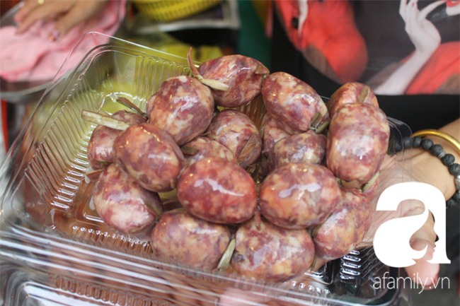 “Vũ nữ chân dài” đặc sản Biển Hồ được săn hàng dự trữ cho Tết ở Sài Gòn - Ảnh 11.