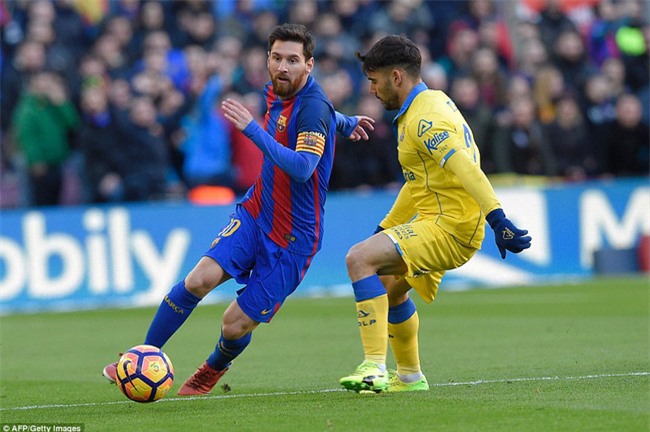 Messi lập kỷ lục ghi bàn giữa tâm điểm chỉ trích - Ảnh 5.