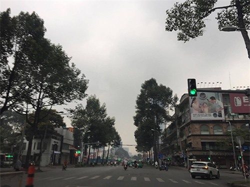 bau troi sai gon xam xit la thuong: 8h nhu 5h sang hinh anh 5