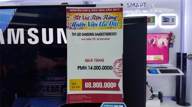 Tivi giảm giá hơn chục triệu, khách hàng ồ ạt mua chơi Tết