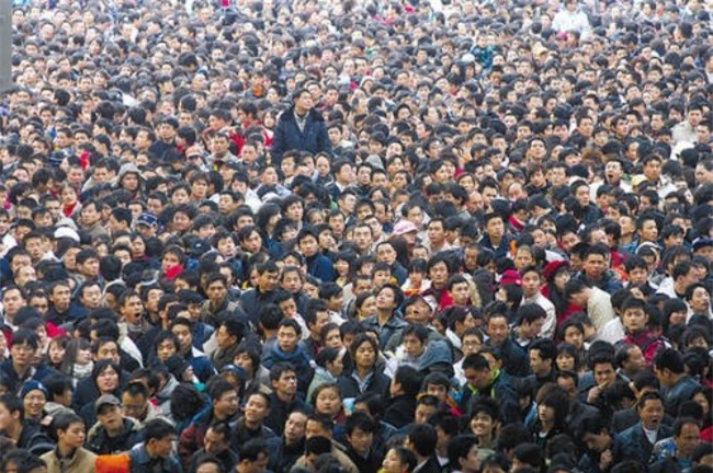 Những hình ảnh chen chúc kinh hoàng trong đợt di cư về quê ăn Tết ở Trung Quốc-7