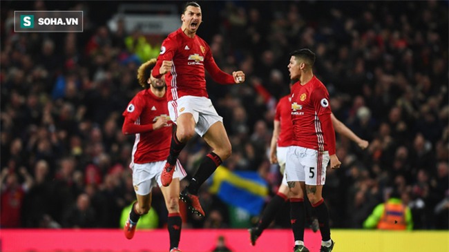 Cầu thủ đắt giá nhất thế giới trong hình hài đứa trẻ, chỉ chực òa khóc tại Old Trafford - Ảnh 3.