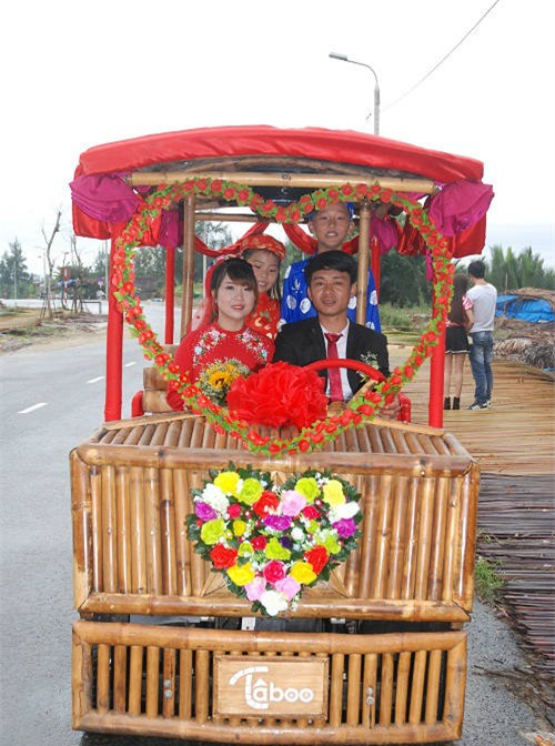 chú rẻ dùng xe o to diẹn bàng tre ruóc dau sieu dọc dáo ỏ quảng nam - 4