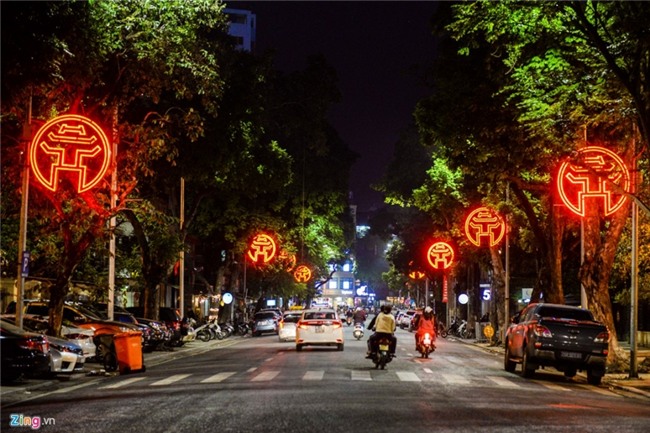 Pho phuong Ha Noi ruc ro don Tet Nguyen dan hinh anh 6