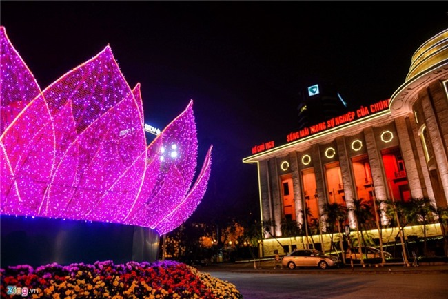 Pho phuong Ha Noi ruc ro don Tet Nguyen dan hinh anh 8