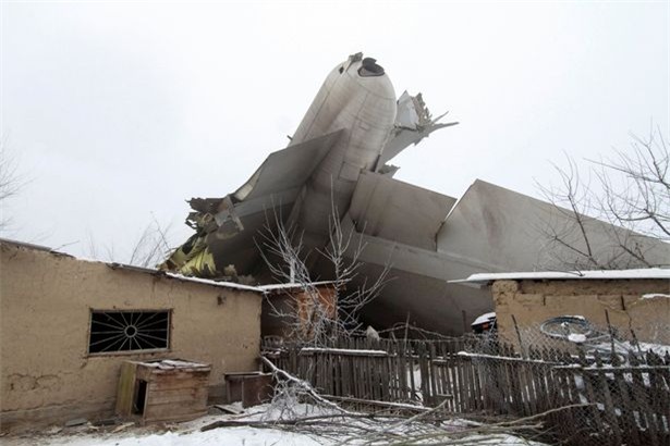 Đi học về, cậu bé 9 tuổi đau đớn nhận tin cả gia đình thiệt mạng trong vụ máy bay rơi ở Thổ Nhĩ Kỳ - Ảnh 2.