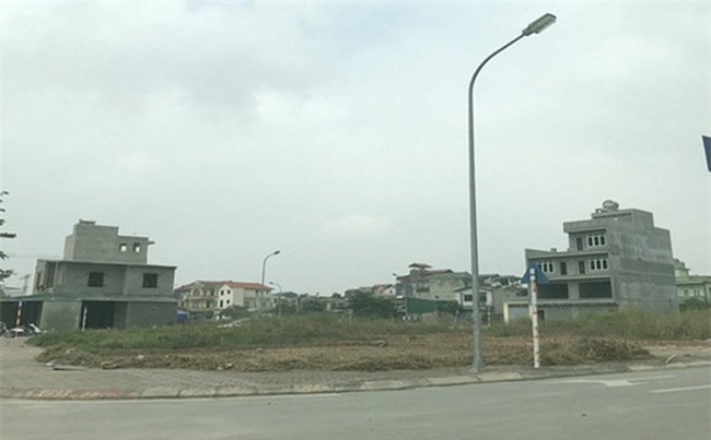 Đất ven đô Hà Nội: Bất ngờ giảm giá 50%