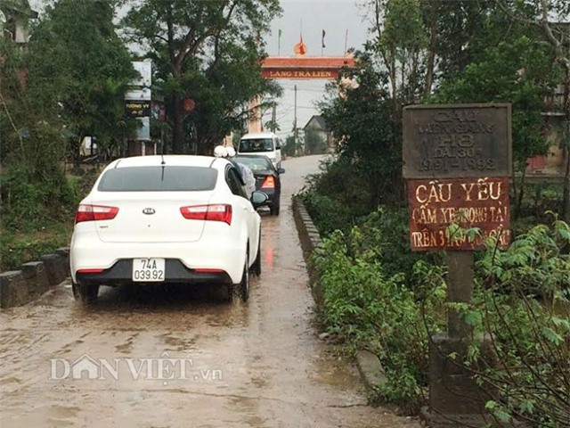 xe bien xanh cung chay duong lang de ne tram thu phi bot quang tri hinh anh 6