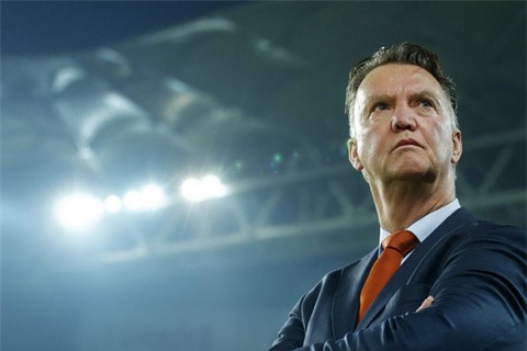 Van Gaal nhan trat sa thai khi Manchester United dang bat dau khoi sac.