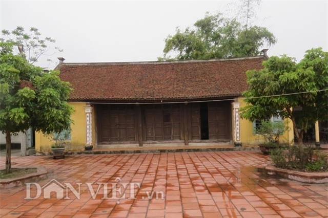 hai phong: thu vi pho tuong 700 tuoi co the tu dung len ngoi xuong hinh anh 3