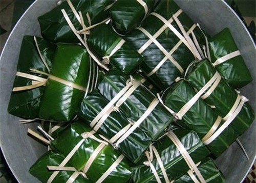 Cách gói bánh chưng vuông bằng tay đảm bảo xanh, đẹp, ngon - 5