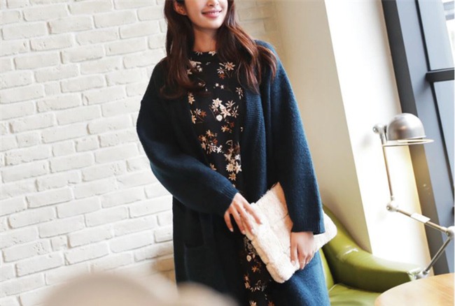 Nàng da ngăm đen chọn đồ mùa lạnh tone màu gì sẽ tôn da nhất? - Ảnh 6.