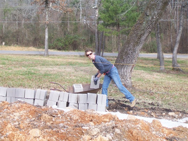 Tôi cảm thấy xấu hổ và lo lắng khi chúng không còn lòng tự trọng và sự tự tin trong cuộc sống, Cara nói.