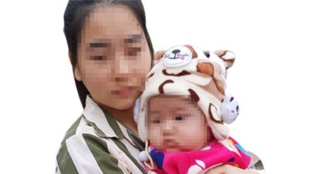 tinh mau tu trong trai giam - 1