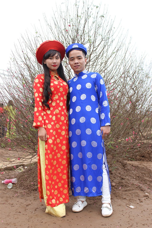 Bạn Phạm Xuân Trường (Phú Thọ) cùng bạn gái lưu giữ khoảnh khắc đẹp bên nhau.