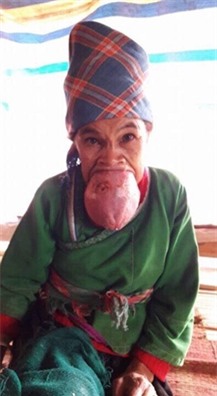 Ba cu mang cai luoi khong lo chua tung thay o Viet Nam