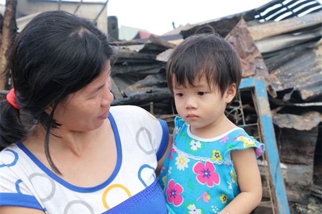 Trang tay sau vu chay hon 40 can nha giua dem o Nha Trang hinh anh 2